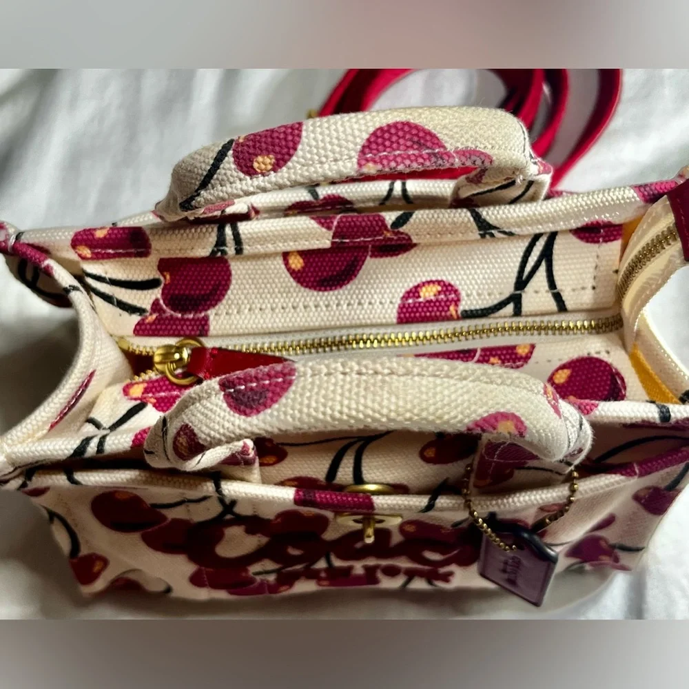 Coach Cargo Tote Bag 20 - Cherry Print - Picture 4 of 11